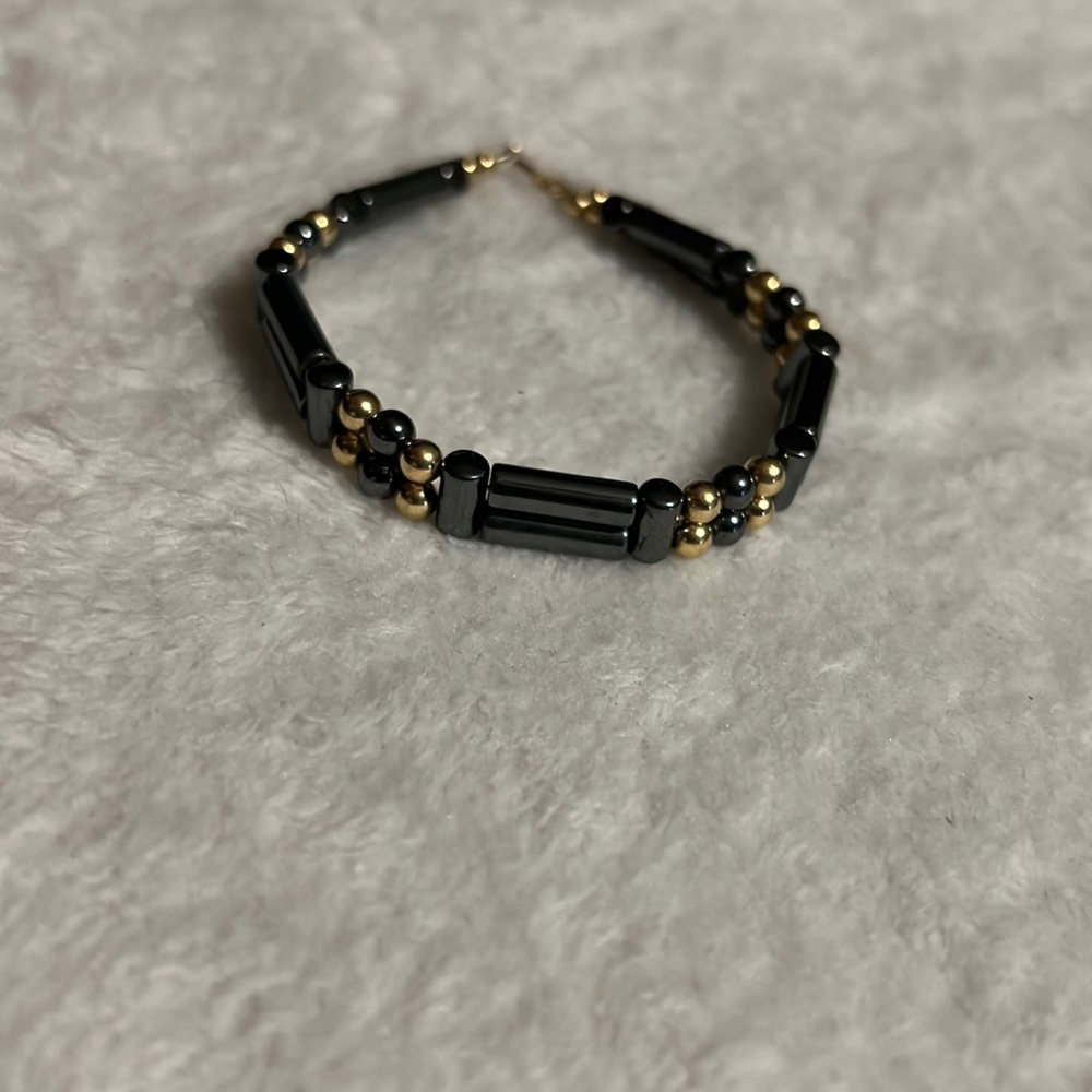 1/20 14KGF or 1/20 14KGP Beaded Bracelet